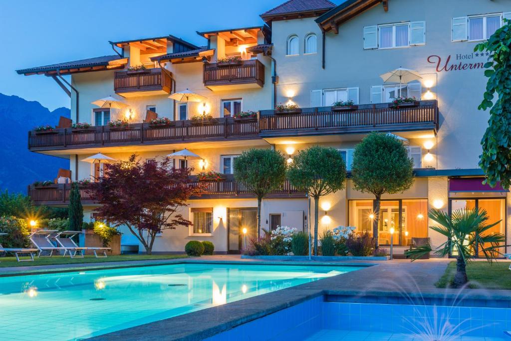 Bazén v ubytování Hotel Untermelz nebo v jeho okolí