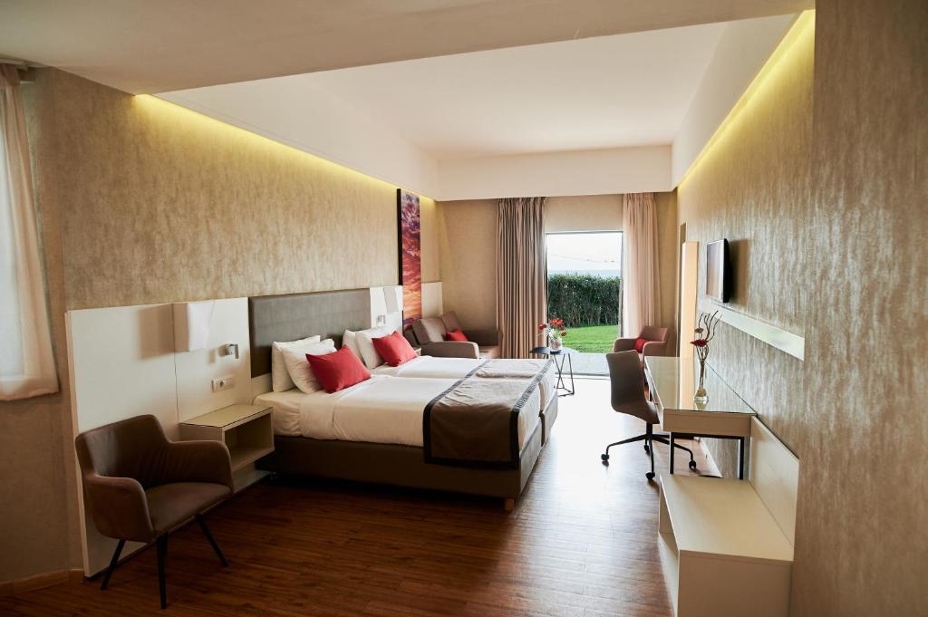 Ramada Plaza by Wyndham Thraki - Resim 43