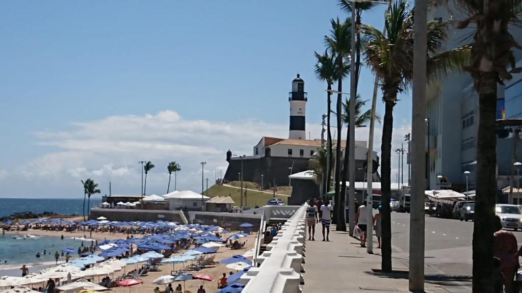  FLAT O POINT do CARNAVAL do FAROL da BARRA