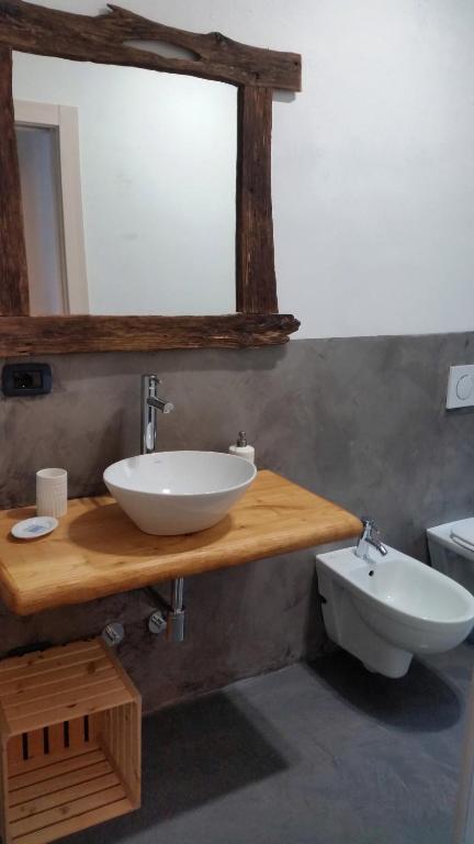 Koupelna v ubytování B&B Val Valerna