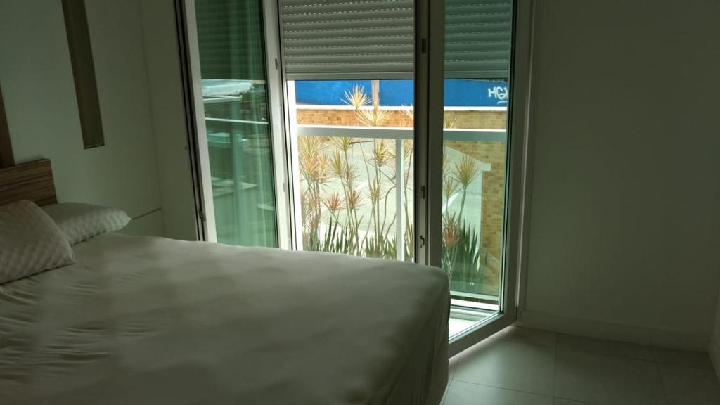  Apartamento na Praia Santinho V2 111