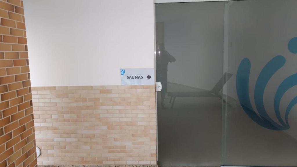  Apartamento na Praia Santinho V2 111