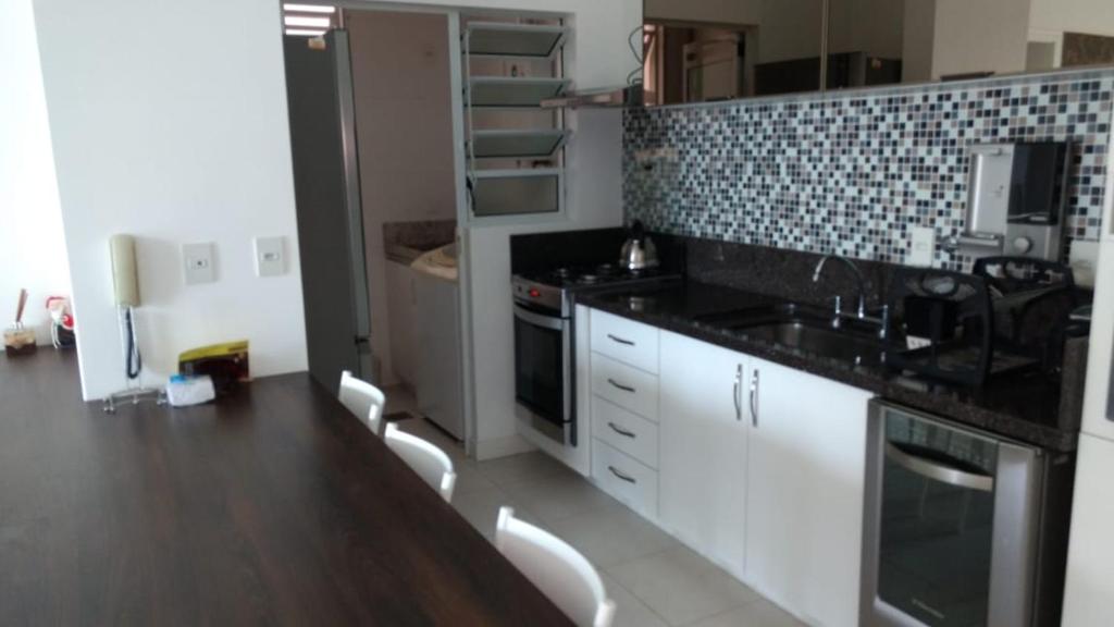  Apartamento na Praia Santinho V2 111