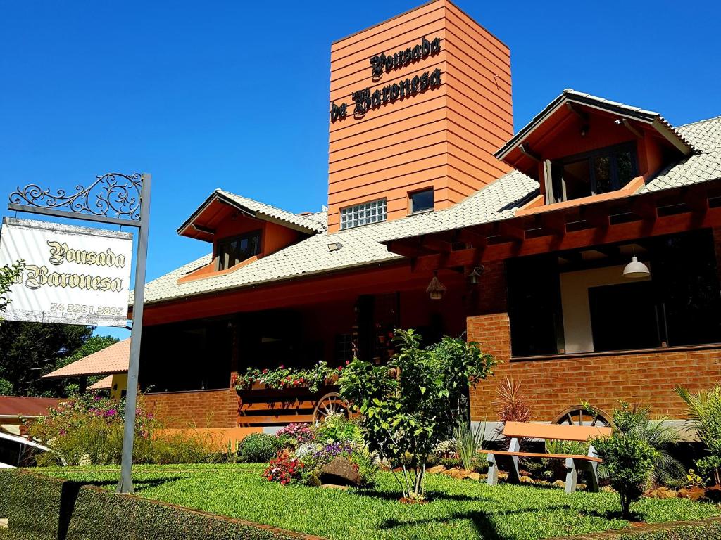 El edificio en el que está la hostería