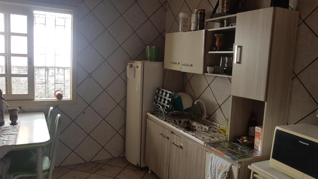  Quarto inteiro