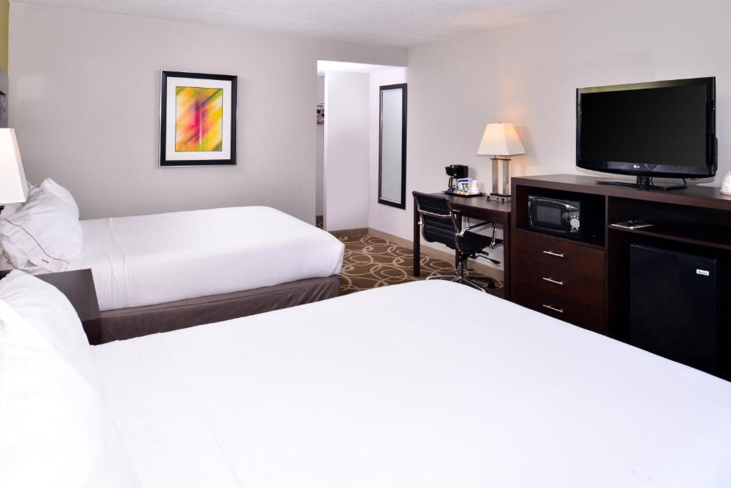 Elimwood Hotel, a Ramada by Wyndham photo