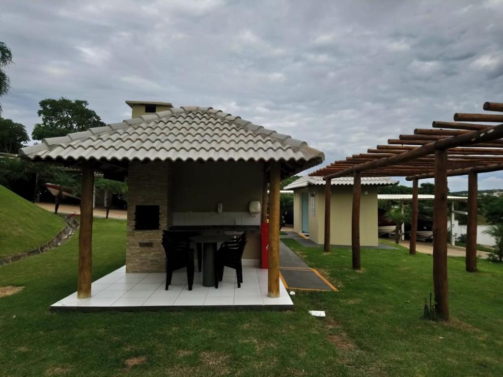 Apartamento Enseada Nautico Residence