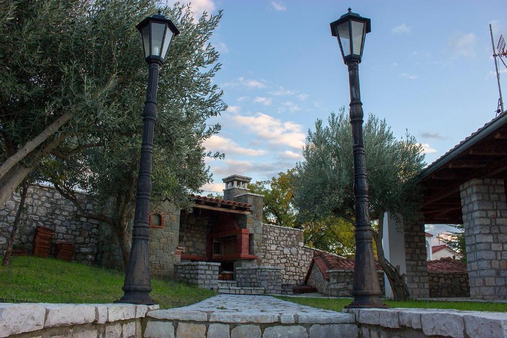 Vonkajšia záhrada v ubytovaní Santo Villaggio - Unique Villa