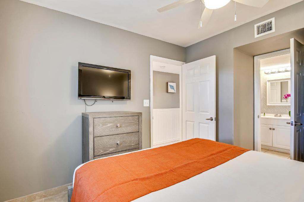 Postel nebo postele na pokoji v ubytování Ocean Pointe Suites at Key Largo
