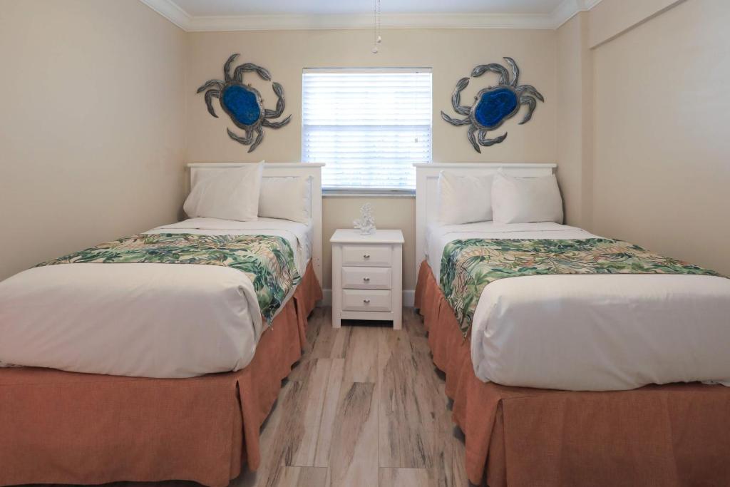 Postel nebo postele na pokoji v ubytování Ocean Pointe Suites at Key Largo
