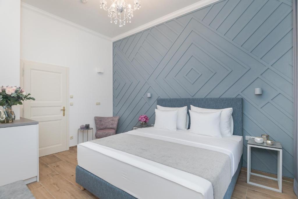 Eight Secrets Boutique Residence by Dwellfort - 12