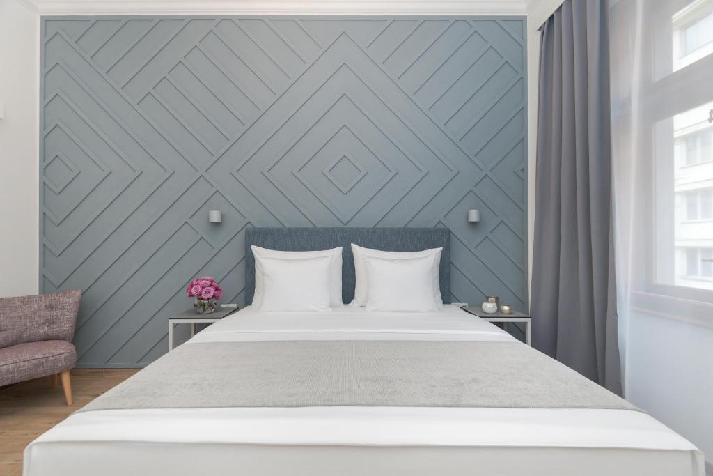 Eight Secrets Boutique Residence by Dwellfort - 10