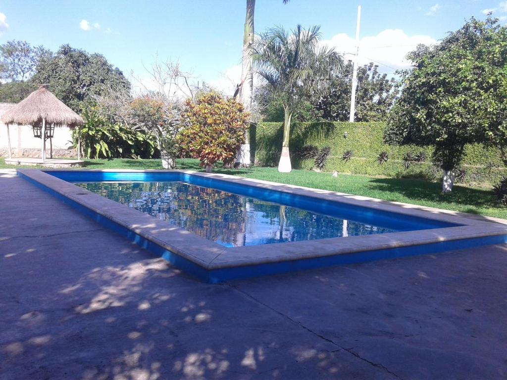 Kolam renang di atau dekat dengan Hotel Santa María Homun