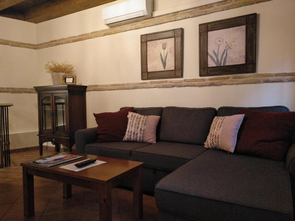 Apartamentos La Casa Del Grial - 14