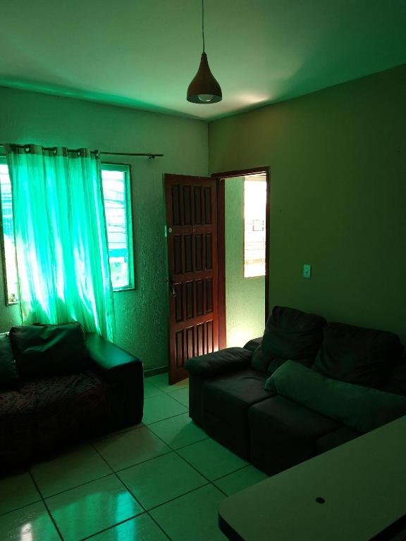  Apartamento Mob à 5 minutos da Praia do Forte dois quartos