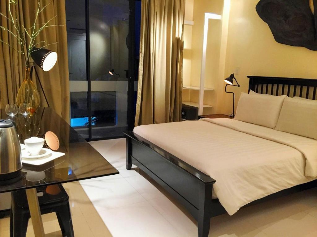 Beach Luxx Boutique Boracay - Queen Room