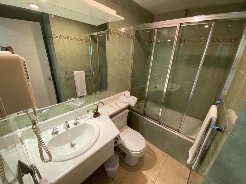 Koupelna v ubytování Hostal de La Mancha