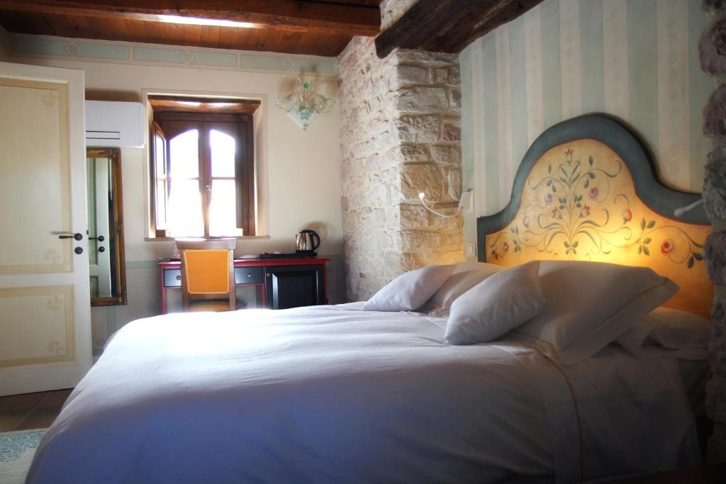 Torre Del Nera Albergo diffuso & Spa - Deluxe King Room
