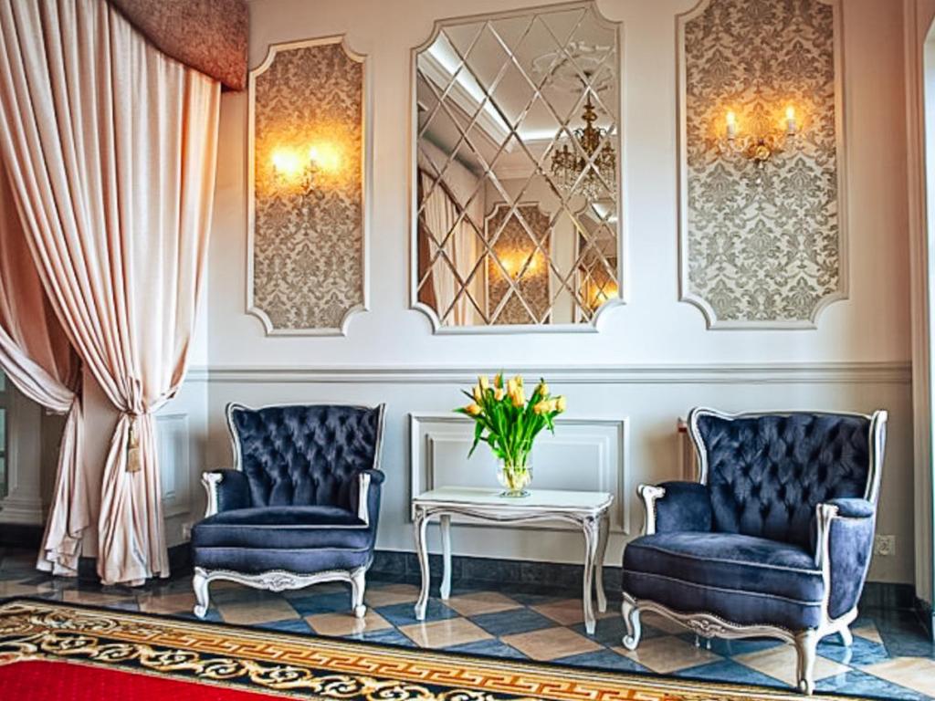 Dwór Czarneckiego - Resim 22