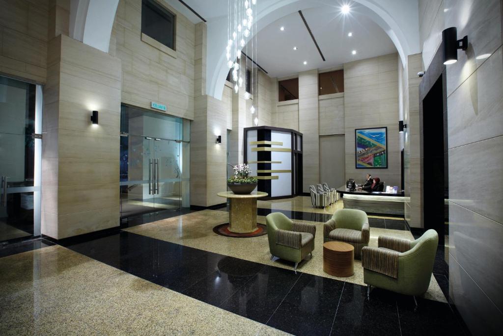 Posezení v ubytování Crown Regency Serviced Suites