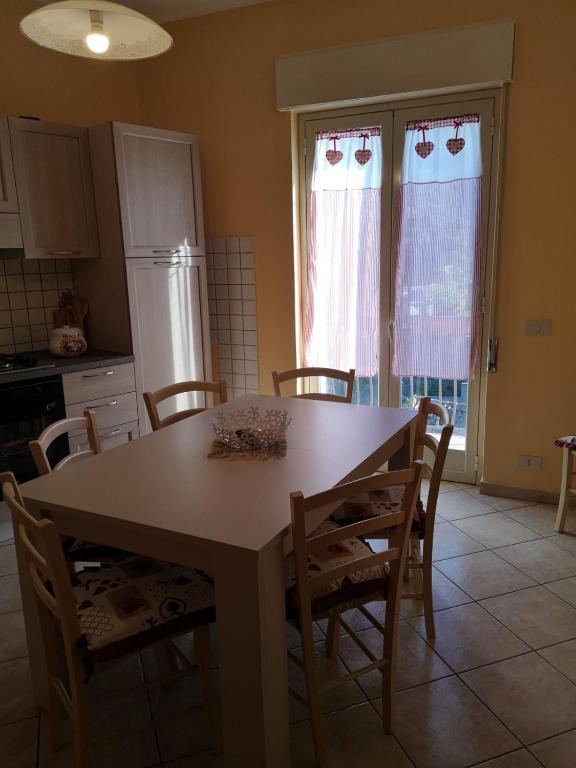 Kuchnia lub aneks kuchenny w obiekcie Casa Catena