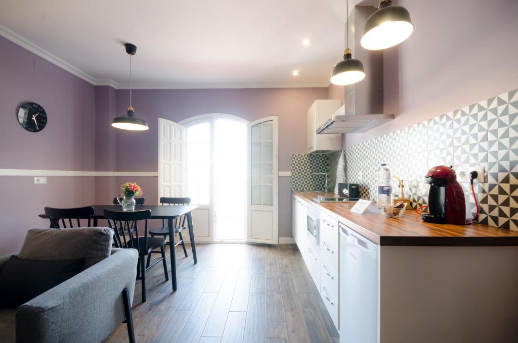 Apartamentos Suites Roma - 11