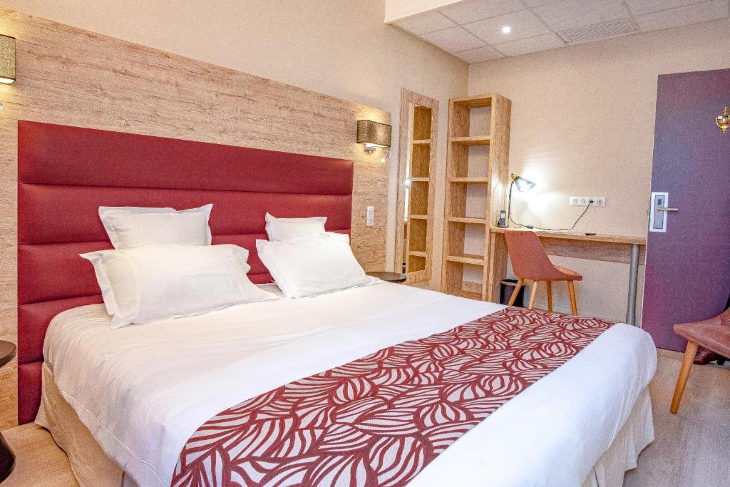 Hôtel Montaigne - 5