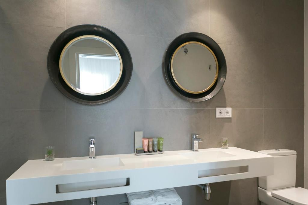 Teatro Romano 7 & 8 - 7