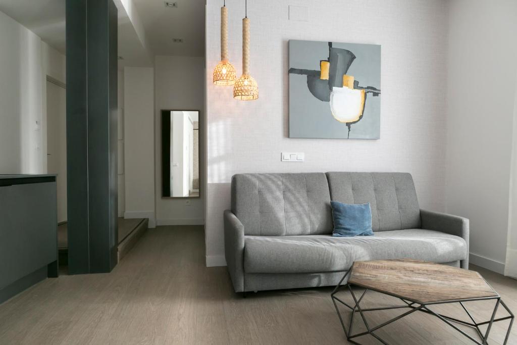 Teatro Romano 7 & 8 - 15