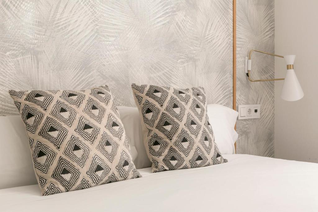 Teatro Romano 7 & 8 - 17