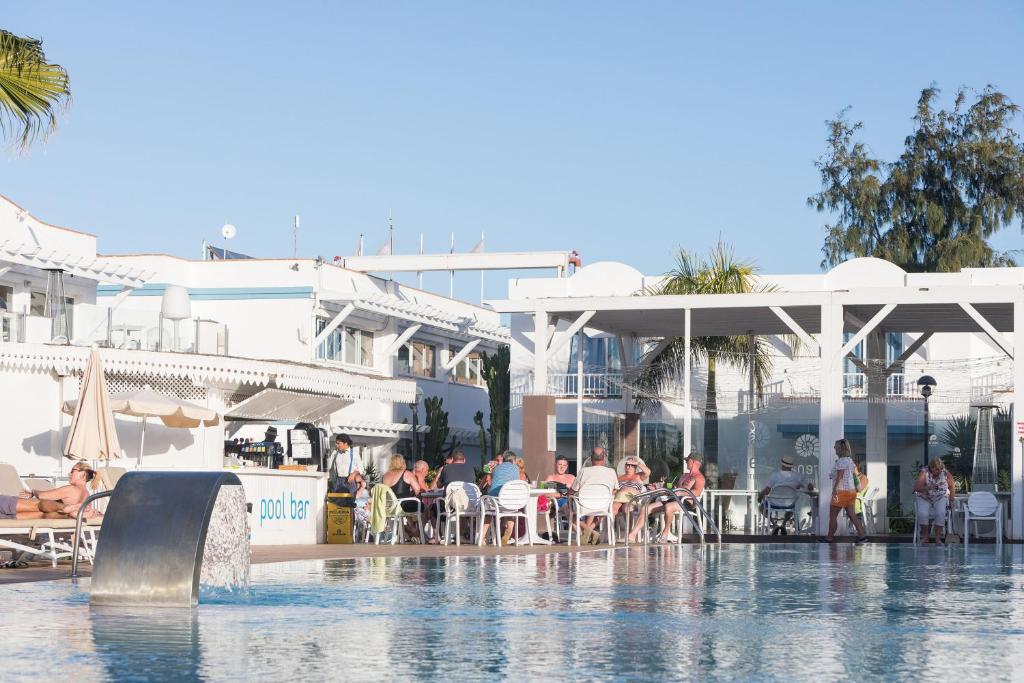Bazén v ubytovaní Hotel Arena Beach alebo v jeho blízkosti