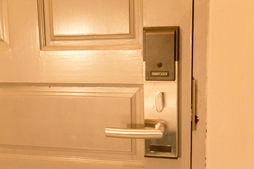 Life is Goood - Resim 7