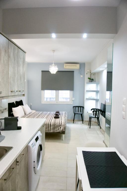 Zdjęcie z galerii obiektu Syntagma-Monastiraki, Cute & Convenient Studio in Athens w Atenach