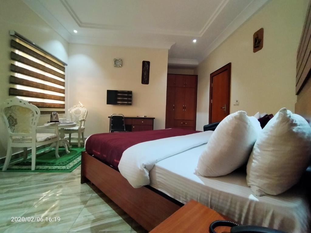 Alim Royal Hotel and Suite - Sala De Reina De Lujo