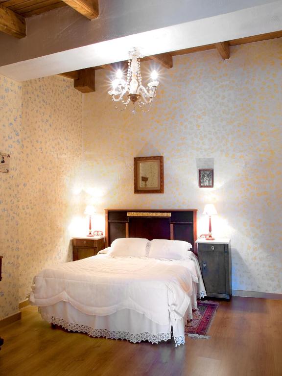 CASA RURAL VILLA DE VERA - Quadruple Room With Terrace