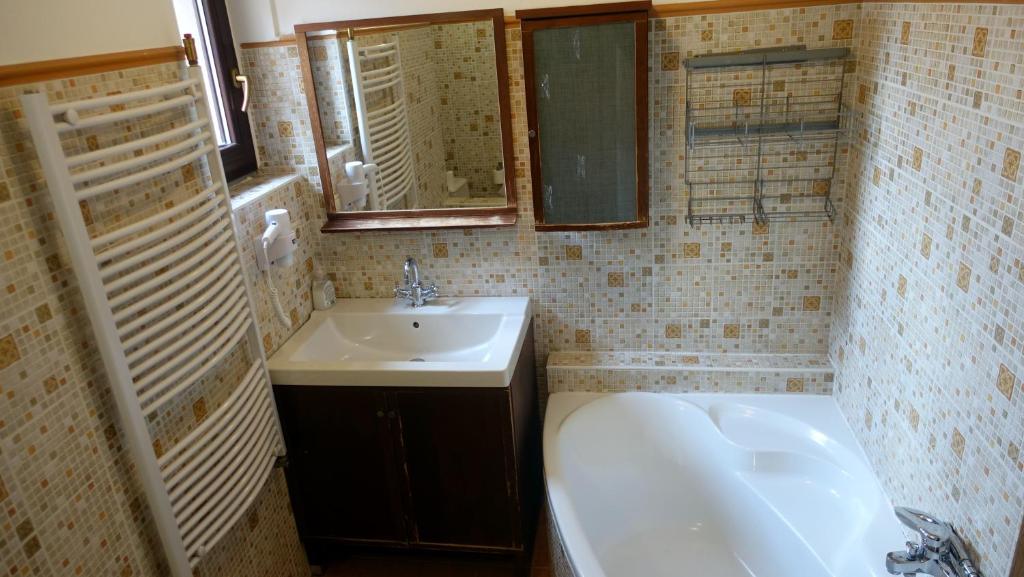 Kúpeľňa v ubytovaní Pension Nest - Family Apartman