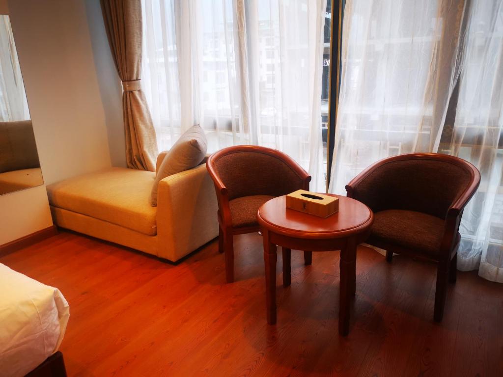 Istumisnurk majutusasutuses Ludrong Hotel