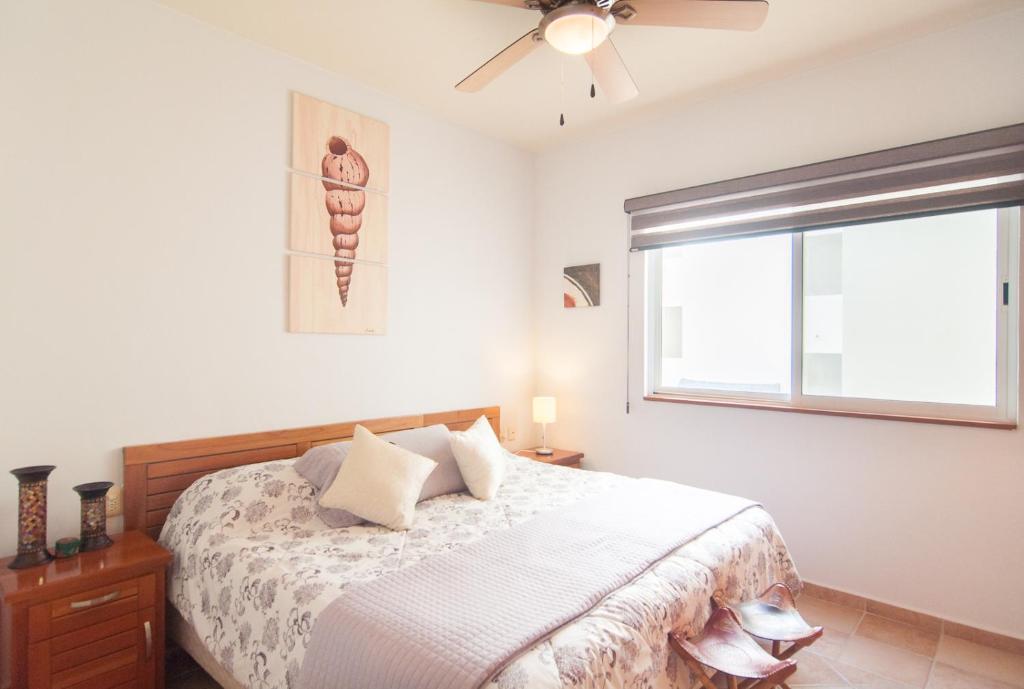Perfectly located 2 BR Condo in the Heart of DT Playa!