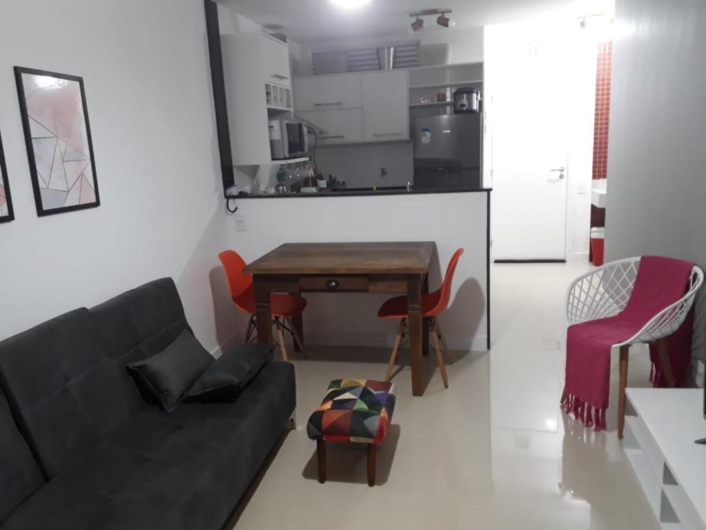  Flat com praia privativa e lazer total em Arraial
