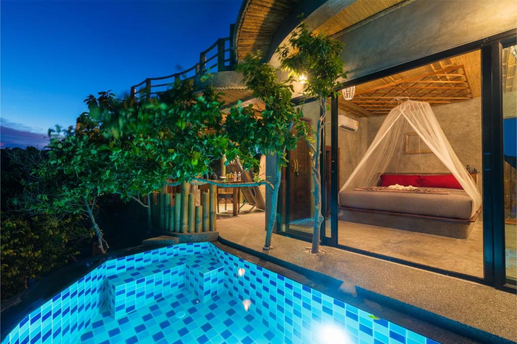 Bazén v ubytování Sai Daeng Resort nebo v jeho okolí
