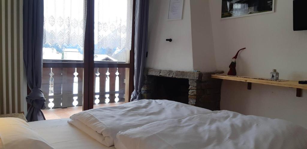 Residence Weissthor - Habitación Doble Con Vistas A La Montaña