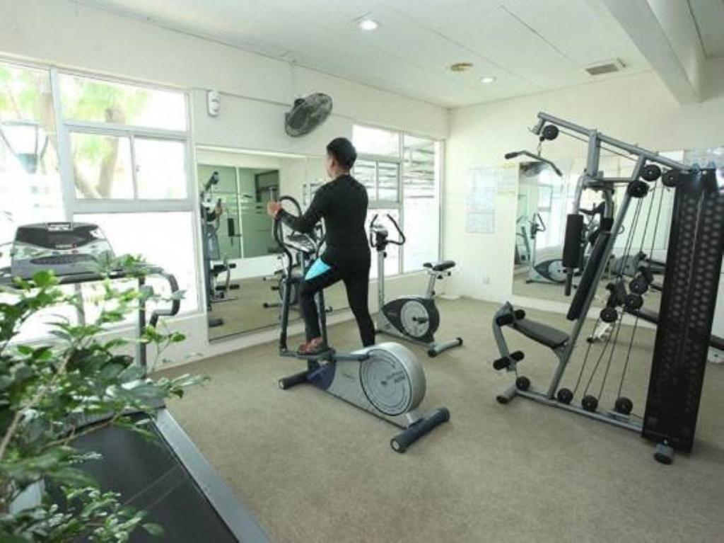Fitness centrum a/nebo fitness zařízení v ubytování Maison Seaview Suites Port Dickson