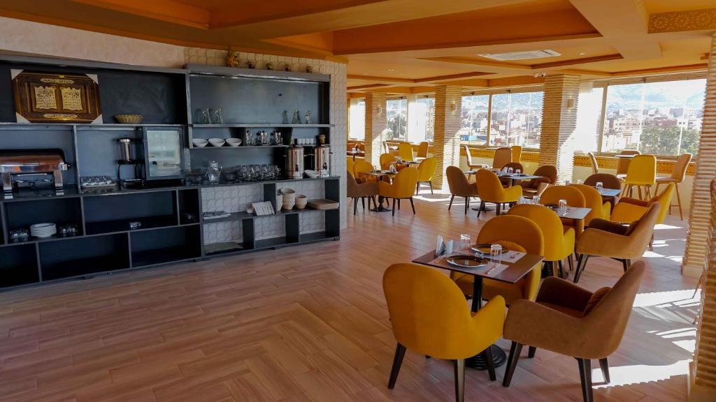 Posezení v ubytování Hotel Golden Flora
