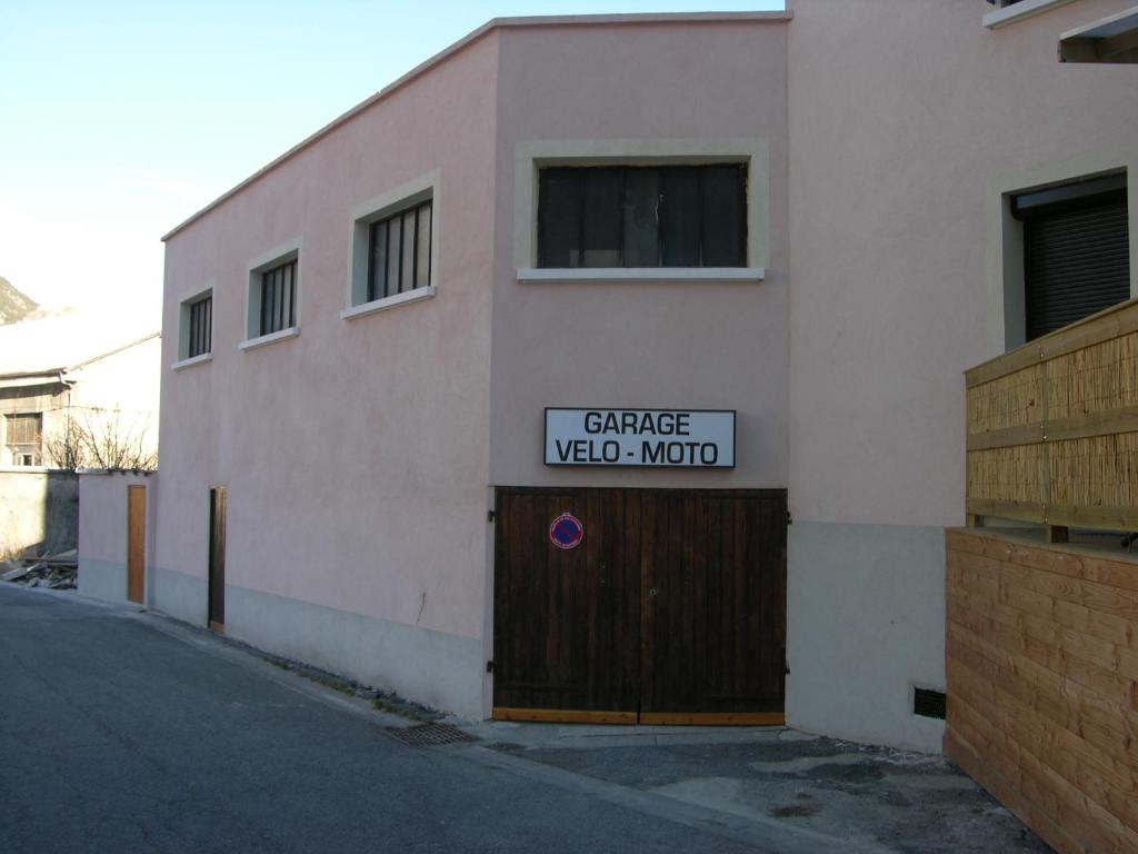 Fotografie z fotogalerie ubytování Hotel de la Gare v destinaci Briançon