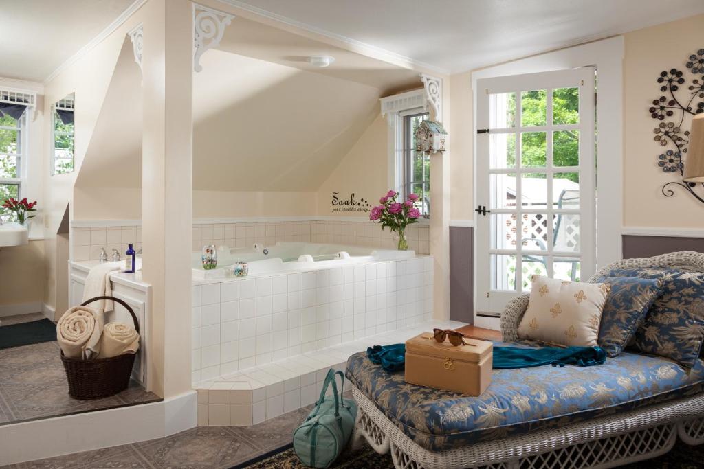 Rabbit Hill Inn photo