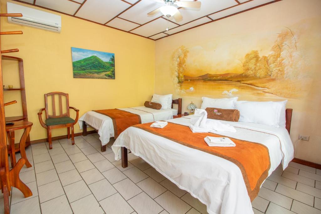 Hotel La Rosa de America - Standard Triple Room