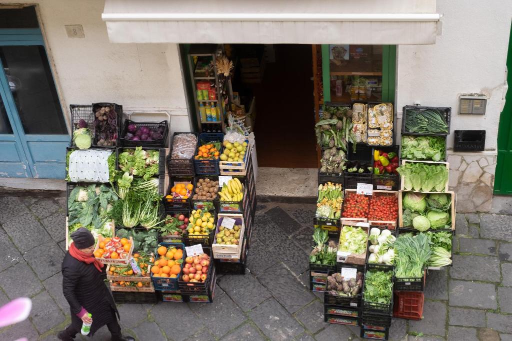 Supermarket nebo jiné obchody v  aparthotelu nebo okolí