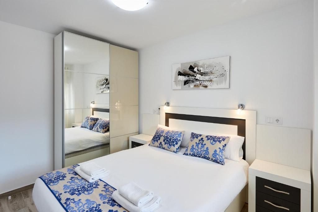 Sonrisa Apartments - Deluxe Apartment