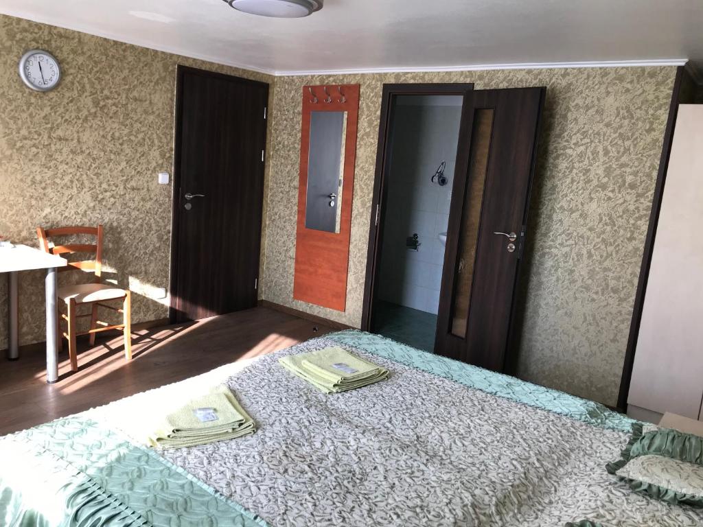 Postel nebo postele na pokoji v ubytování Penzion- Leslav
