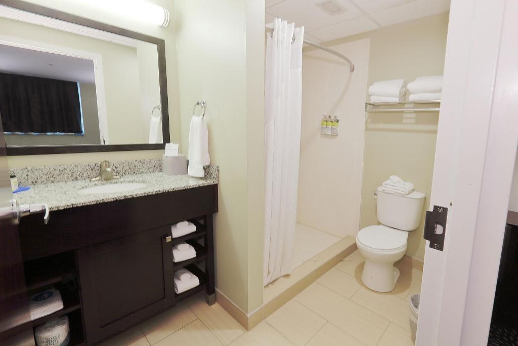 Holiday Inn Express Pittsburgh West - Greentree by IHG photo